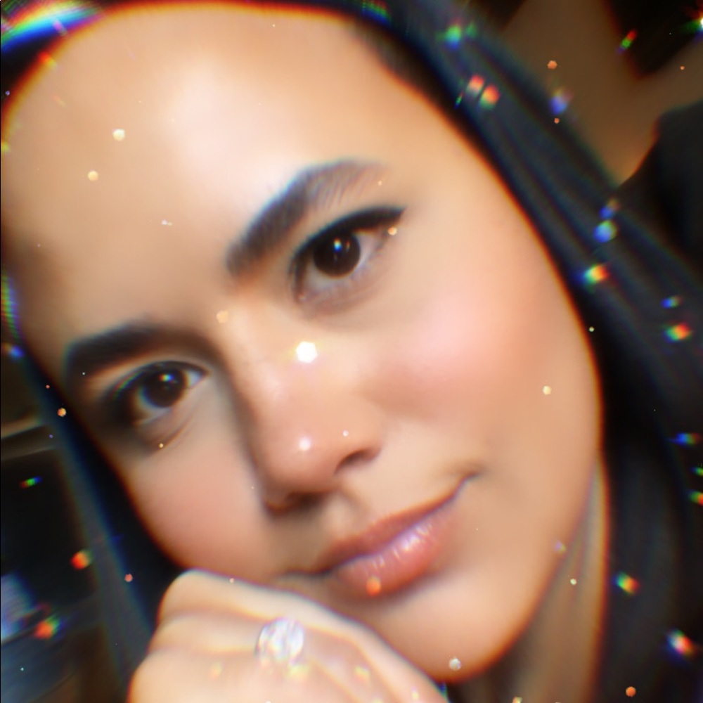 Meet your Posher, Xzandria